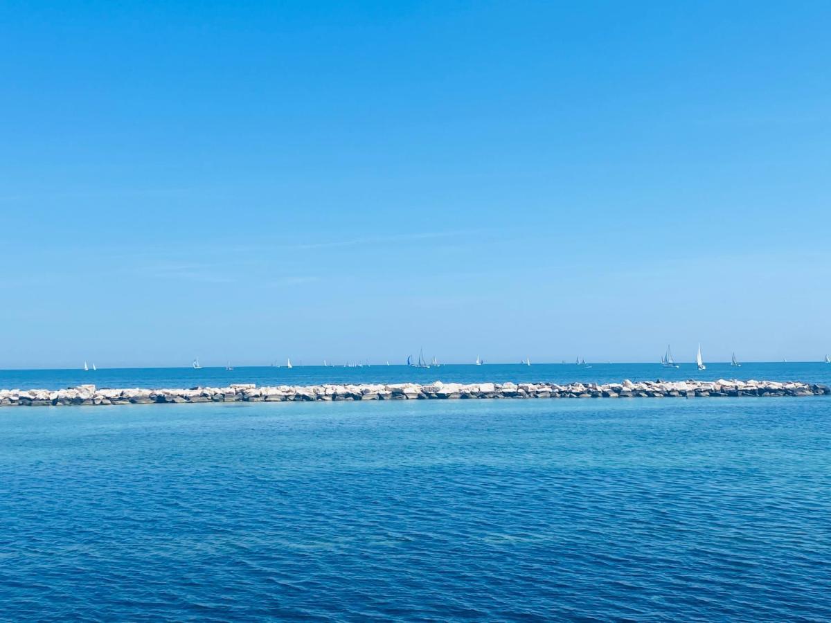 Dimora Mare Lägenhet Bari Exteriör bild